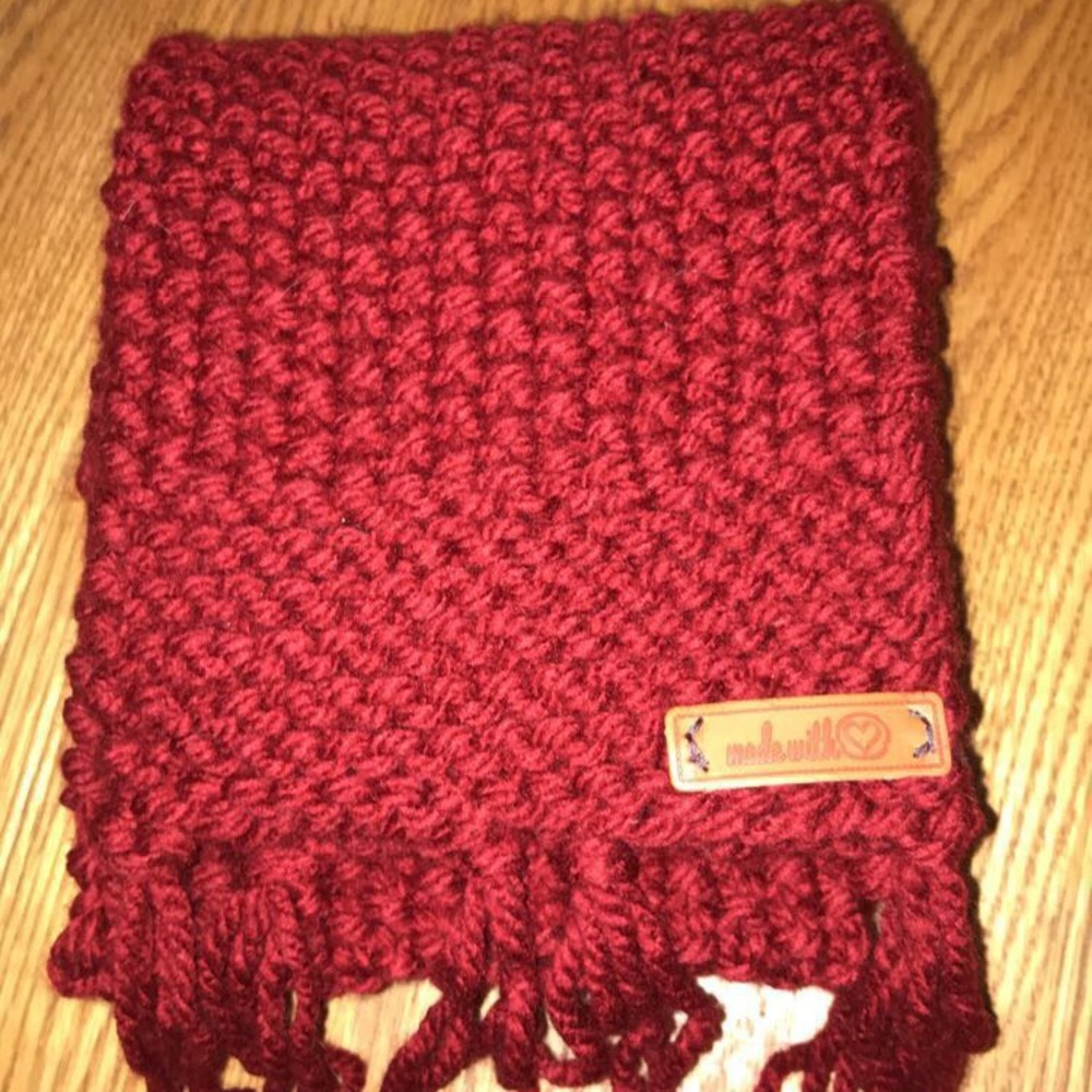 Hand knit scarf